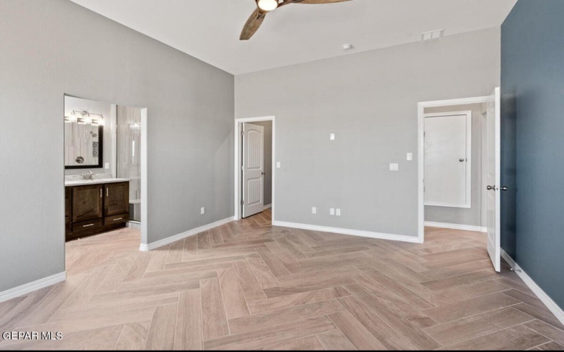100 Dawson Street, Sunland Park, NM 88063, 5 Habitaciones Habitaciones , ,3 BañosBaños,Residential,En Venta,100 Dawson Street,905334