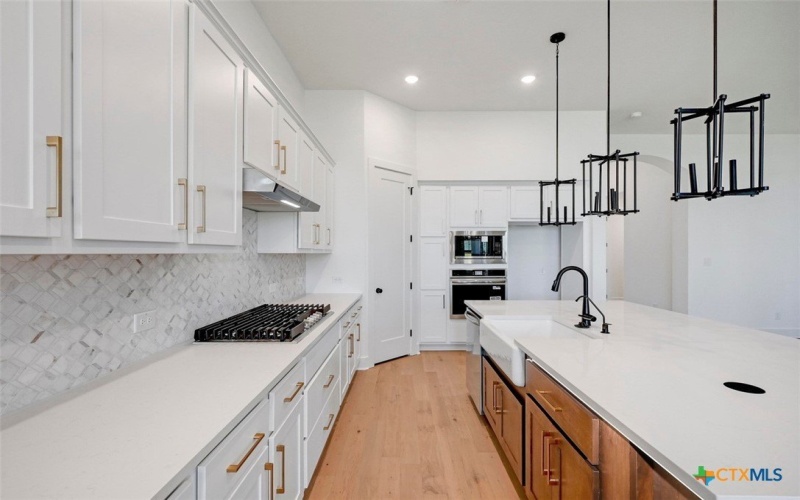 5733 Huron Drive, New Braunfels, TX 78130, 4 Habitaciones Habitaciones , ,3 BañosBaños,Residential,En Venta,5733 Huron Drive,0,578270