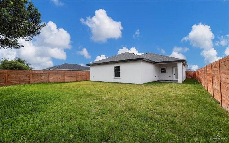 3517 E Mcgrady Street, Edinburg, TX 78542, 3 Habitaciones Habitaciones , ,2 BañosBaños,Residential,En Venta,3517 E Mcgrady Street,476433