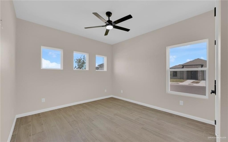 4120 S Kemp Avenue, Edinburg, TX 78542, 3 Habitaciones Habitaciones , ,2 BañosBaños,Residential,En Venta,4120 S Kemp Avenue,476435
