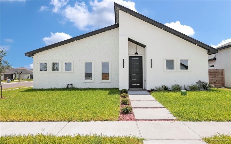 4120 S Kemp Avenue, Edinburg, TX 78542, 3 Habitaciones Habitaciones , ,2 BañosBaños,Residential,En Venta,4120 S Kemp Avenue,476435
