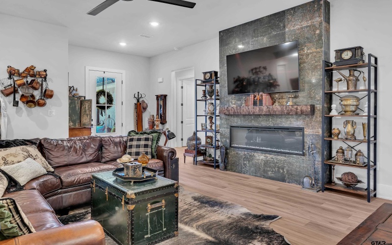 4508 Lone Oak Ln., Longview, TX 75605, 3 Bedrooms Bedrooms, ,2 BathroomsBathrooms,Residential,For Sale,4508 Lone Oak Ln.,0,25011070