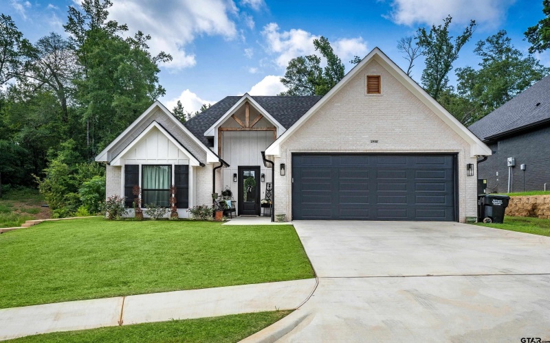 4508 Lone Oak Ln., Longview, TX 75605, 3 Bedrooms Bedrooms, ,2 BathroomsBathrooms,Residential,For Sale,4508 Lone Oak Ln.,0,25011070