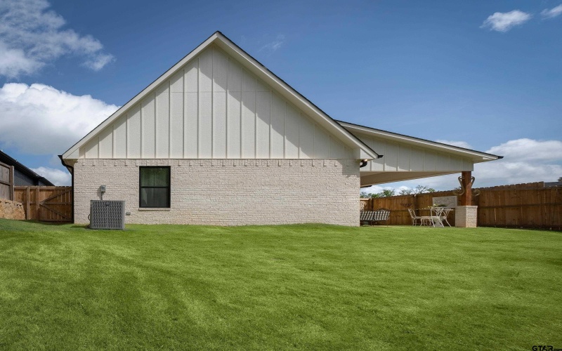 4508 Lone Oak Ln., Longview, TX 75605, 3 Bedrooms Bedrooms, ,2 BathroomsBathrooms,Residential,For Sale,4508 Lone Oak Ln.,0,25011070