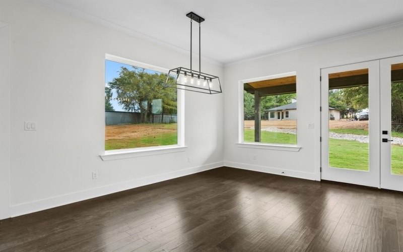 1100 S Main Street, Lindale, TX 75771, 4 Bedrooms Bedrooms, ,2 BathroomsBathrooms,Residential,For Sale,1100 S Main Street,0,21004113