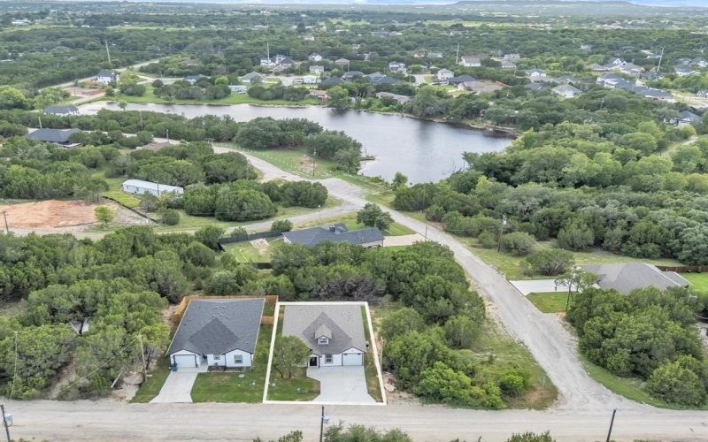 5704 San Jacinto Drive, Granbury, TX 76048, 3 Habitaciones Habitaciones , ,2 BañosBaños,Residential,En Venta,5704 San Jacinto Drive,0,21005527
