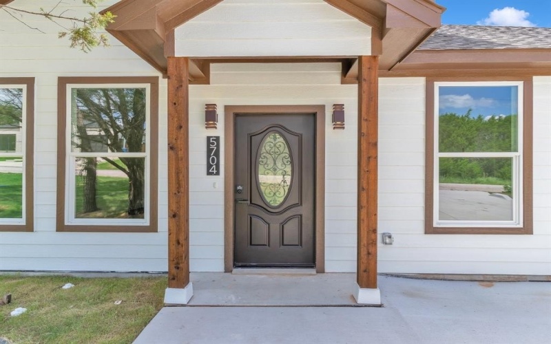 5704 San Jacinto Drive, Granbury, TX 76048, 3 Habitaciones Habitaciones , ,2 BañosBaños,Residential,En Venta,5704 San Jacinto Drive,0,21005527