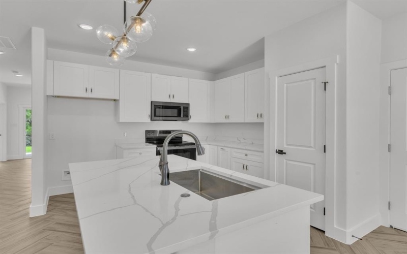 5704 San Jacinto Drive, Granbury, TX 76048, 3 Habitaciones Habitaciones , ,2 BañosBaños,Residential,En Venta,5704 San Jacinto Drive,0,21005527