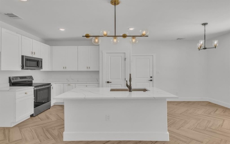 5704 San Jacinto Drive, Granbury, TX 76048, 3 Habitaciones Habitaciones , ,2 BañosBaños,Residential,En Venta,5704 San Jacinto Drive,0,21005527