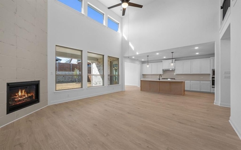 940 Pelotazo Avenue, Fort Worth, TX 76247, 5 Habitaciones Habitaciones , ,3 BañosBaños,Residential,En Venta,940 Pelotazo Avenue,0,21006676