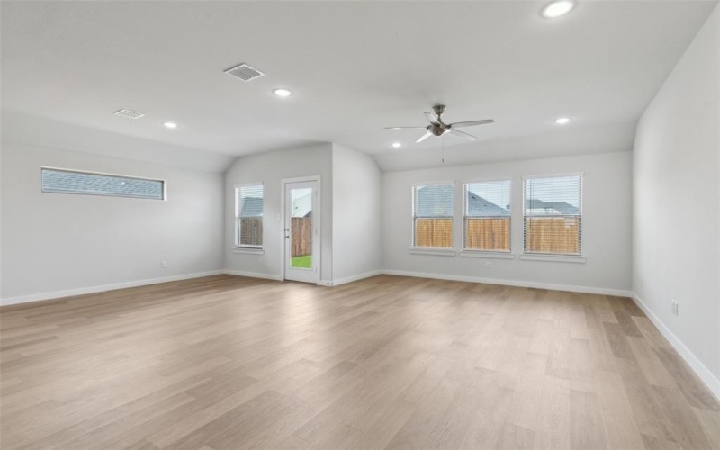 330 Arcane Street, Greenville, TX 75402, 3 Habitaciones Habitaciones , ,2 BañosBaños,Residential,En Venta,330 Arcane Street,0,21006688