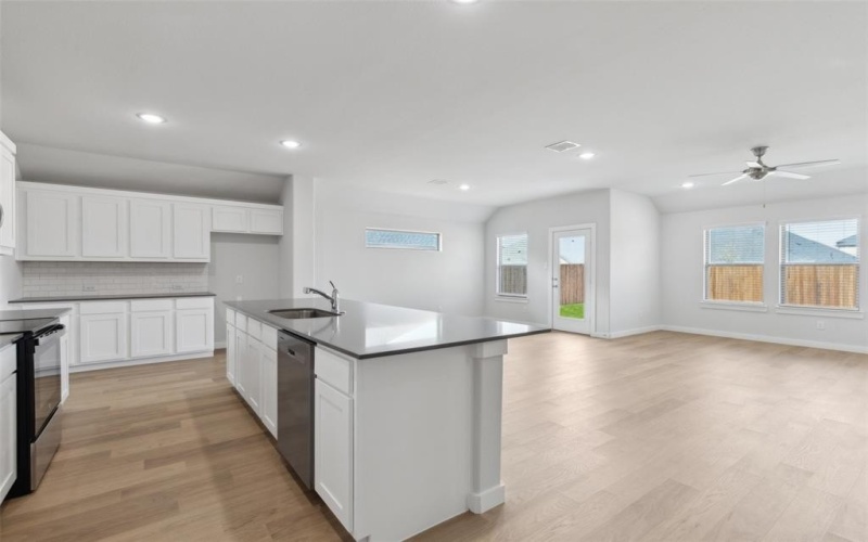 330 Arcane Street, Greenville, TX 75402, 3 Habitaciones Habitaciones , ,2 BañosBaños,Residential,En Venta,330 Arcane Street,0,21006688