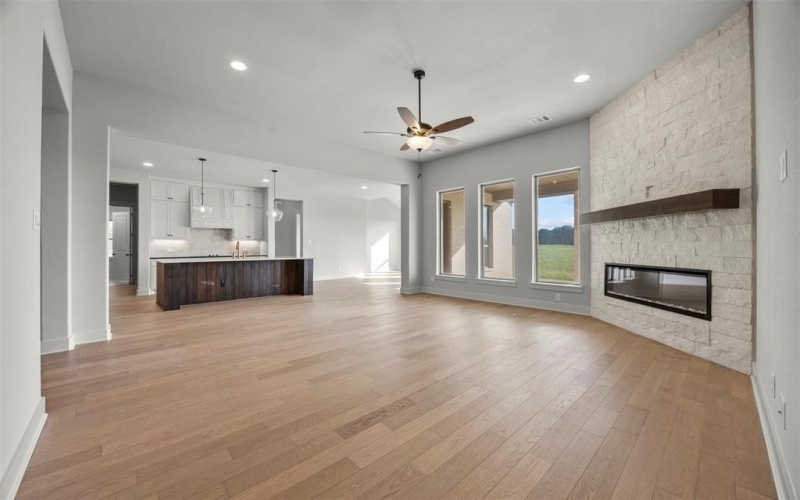 430 Olson Road, Waxahachie, TX 75167, 4 Bedrooms Bedrooms, ,3 BathroomsBathrooms,Residential,For Sale,430 Olson Road,21006711