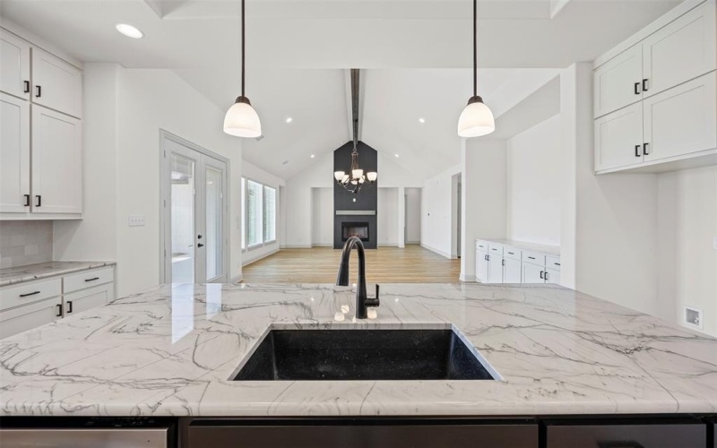 161 Aria Drive, Waxahachie, TX 75165, 4 Bedrooms Bedrooms, ,3 BathroomsBathrooms,Residential,For Sale,161 Aria Drive,0,21006799
