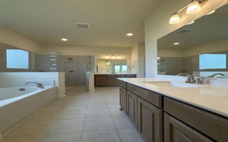 13 Ina Road, Sherman, TX 75090, 4 Bedrooms Bedrooms, ,3 BathroomsBathrooms,Residential,For Sale,13 Ina Road,0,21006816