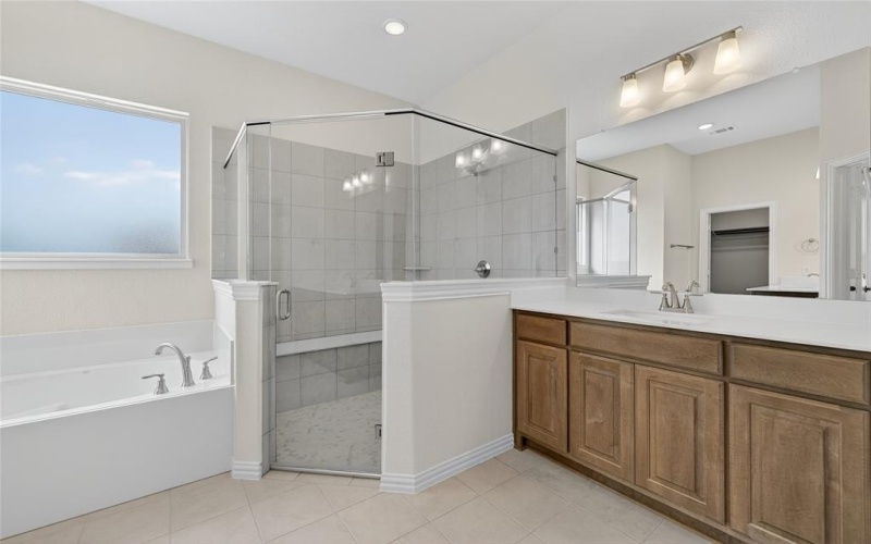 13 Ina Road, Sherman, TX 75090, 4 Habitaciones Habitaciones , ,3 BañosBaños,Residential,En Venta,13 Ina Road,0,21006816