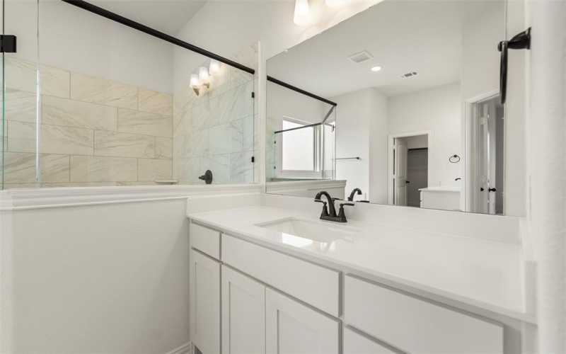 13 Louis Road, Sherman, TX 75090, 4 Habitaciones Habitaciones , ,3 BañosBaños,Residential,En Venta,13 Louis Road,0,21006842