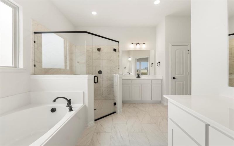 13 Louis Road, Sherman, TX 75090, 4 Habitaciones Habitaciones , ,3 BañosBaños,Residential,En Venta,13 Louis Road,0,21006842