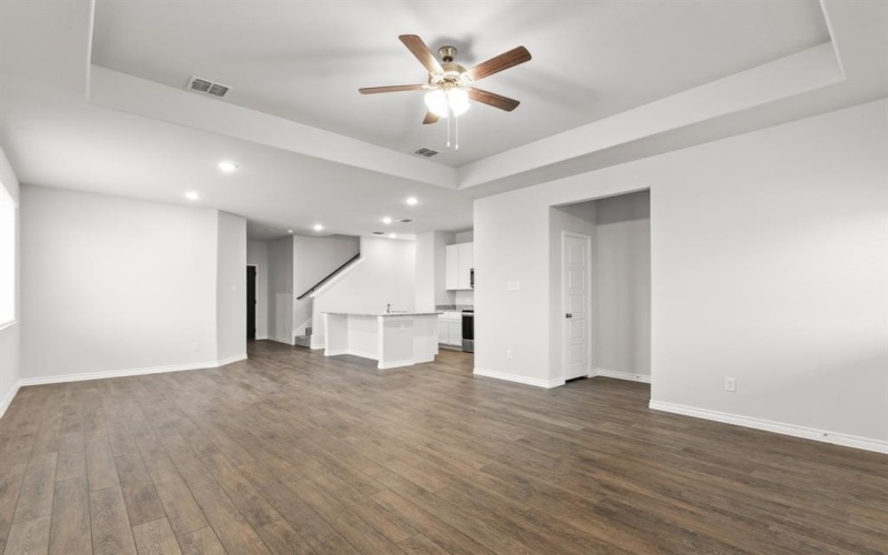 135 Lost Oak Drive, Cleburne, TX 76031, 3 Habitaciones Habitaciones , ,2 BañosBaños,Residential,En Venta,135 Lost Oak Drive,21006972