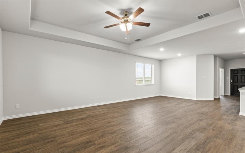 135 Lost Oak Drive, Cleburne, TX 76031, 3 Habitaciones Habitaciones , ,2 BañosBaños,Residential,En Venta,135 Lost Oak Drive,21006972