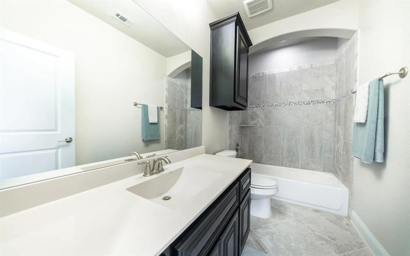 403 Parrino Parkway, Princeton, TX 75407, 4 Habitaciones Habitaciones , ,2 BañosBaños,Residential,En Venta,403 Parrino Parkway,21007029