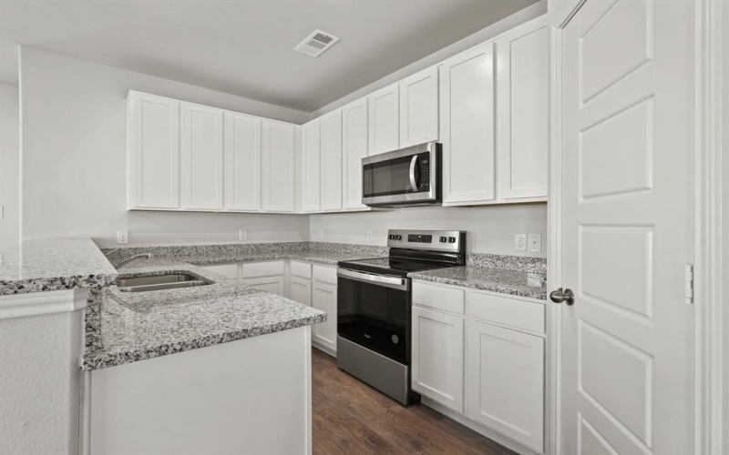 917 Rocket Plane Drive, Fort Worth, TX 76131, 3 Habitaciones Habitaciones , ,2 BañosBaños,Residential,En Venta,917 Rocket Plane Drive,21007044