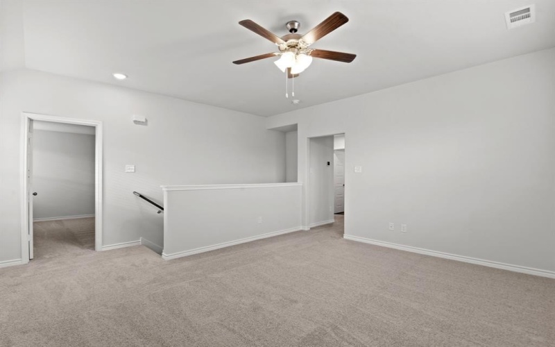 1136 Wingjet Way, Fort Worth, TX 76131, 4 Habitaciones Habitaciones , ,2 BañosBaños,Residential,En Venta,1136 Wingjet Way,21007048