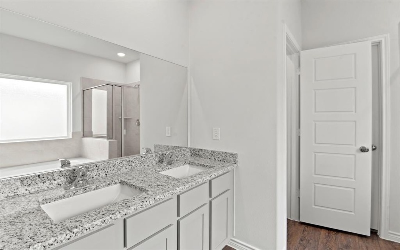 1136 Wingjet Way, Fort Worth, TX 76131, 4 Habitaciones Habitaciones , ,2 BañosBaños,Residential,En Venta,1136 Wingjet Way,21007048