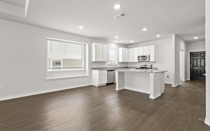 932 Propeller Parkway, Fort Worth, TX 76131, 4 Habitaciones Habitaciones , ,2 BañosBaños,Residential,En Venta,932 Propeller Parkway,21007054