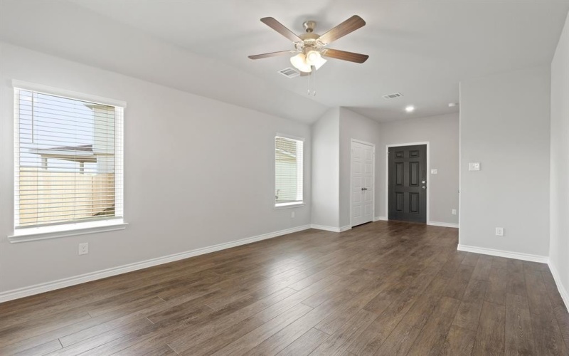 7000 Trestle Street, Fort Worth, TX 76036, 3 Habitaciones Habitaciones , ,2 BañosBaños,Residential,En Venta,7000 Trestle Street,0,21007070
