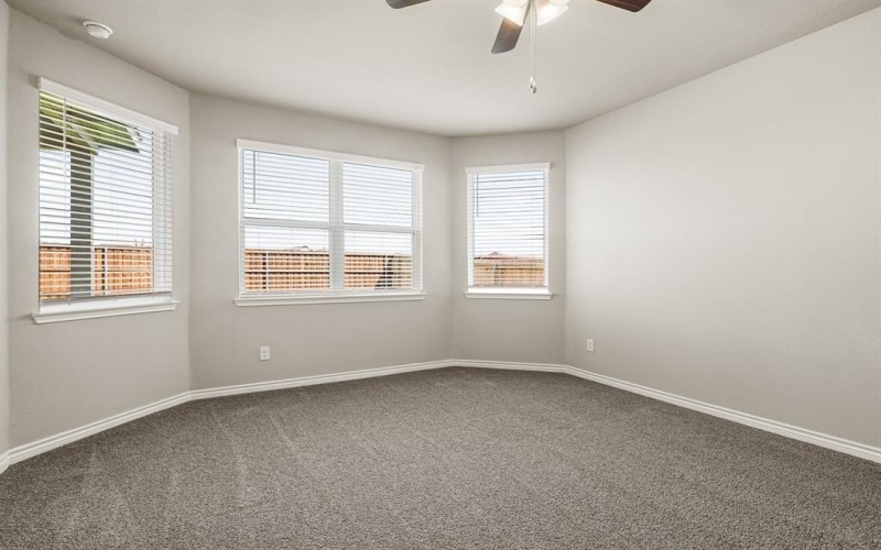 9201 Skyrocket Drive, Fort Worth, TX 76036, 4 Habitaciones Habitaciones , ,2 BañosBaños,Residential,En Venta,9201 Skyrocket Drive,0,21007078