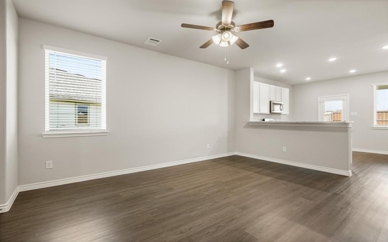9201 Skyrocket Drive, Fort Worth, TX 76036, 4 Habitaciones Habitaciones , ,2 BañosBaños,Residential,En Venta,9201 Skyrocket Drive,0,21007078