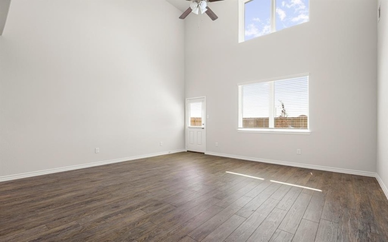 9221 Union Pacific Drive, Fort Worth, TX 76036, 3 Habitaciones Habitaciones , ,2 BañosBaños,Residential,En Venta,9221 Union Pacific Drive,0,21007081