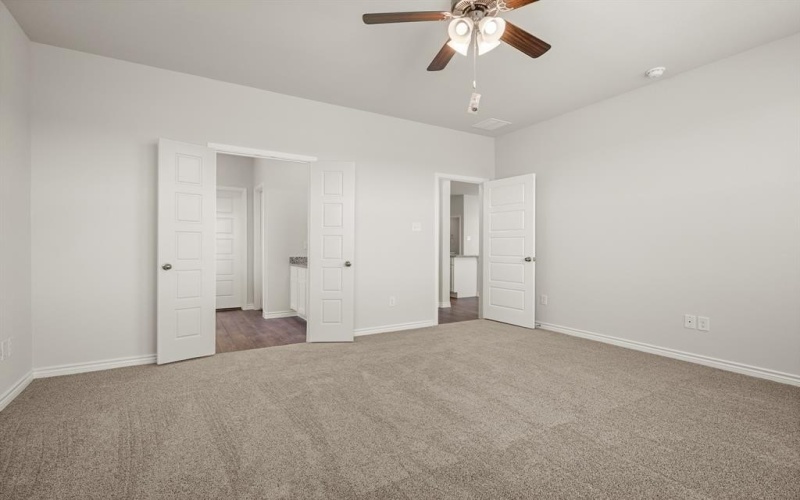 9221 Union Pacific Drive, Fort Worth, TX 76036, 3 Habitaciones Habitaciones , ,2 BañosBaños,Residential,En Venta,9221 Union Pacific Drive,0,21007081