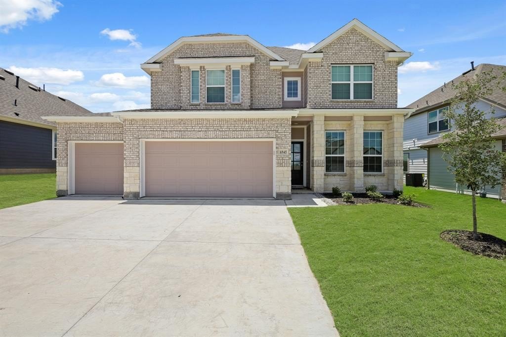 6945 Night Owl Lane, Fort Worth, TX 76036, 4 Bedrooms Bedrooms, ,2 BathroomsBathrooms,Residential,For Sale,6945 Night Owl Lane,0,21007089