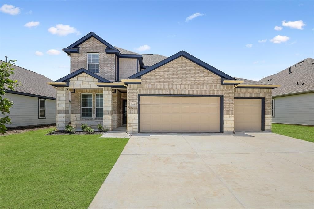 9240 Kansas Pacific Drive, Fort Worth, TX 76036, 4 Bedrooms Bedrooms, ,3 BathroomsBathrooms,Residential,For Sale,9240 Kansas Pacific Drive,0,21007107