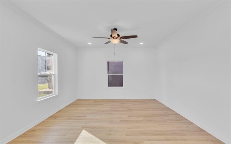 602 N Bois D Arc Avenue, Tyler, TX 75702, 3 Bedrooms Bedrooms, ,2 BathroomsBathrooms,Residential,For Sale,602 N Bois D Arc Avenue,21007113