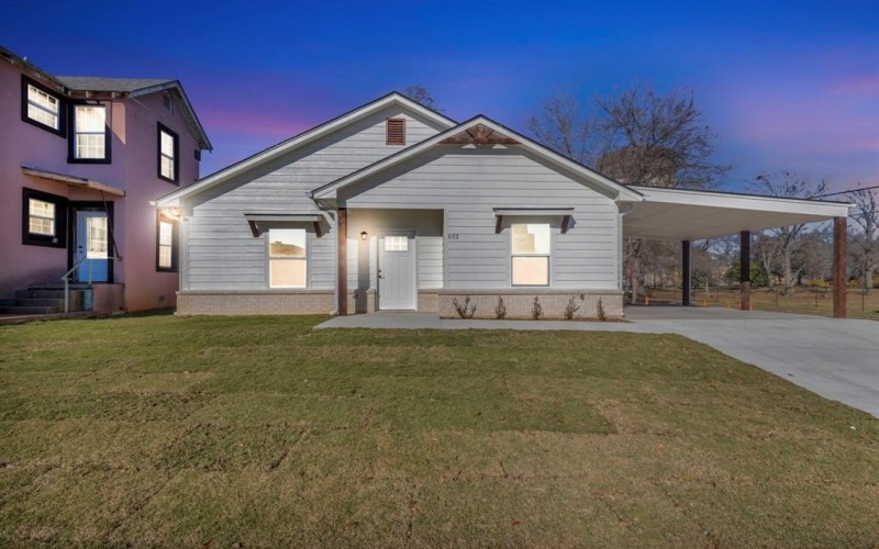 602 N Bois D Arc Avenue, Tyler, TX 75702, 3 Bedrooms Bedrooms, ,2 BathroomsBathrooms,Residential,For Sale,602 N Bois D Arc Avenue,21007113