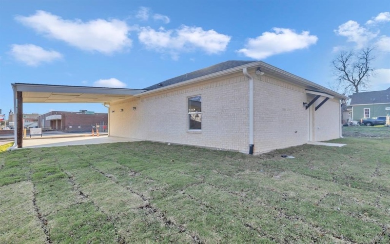 602 N Bois D Arc Avenue, Tyler, TX 75702, 3 Bedrooms Bedrooms, ,2 BathroomsBathrooms,Residential,For Sale,602 N Bois D Arc Avenue,21007113