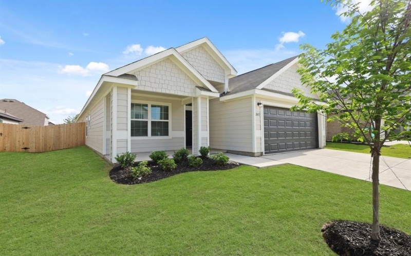 2413 Dahlia Drive, Fort Worth, TX 76123, 3 Habitaciones Habitaciones , ,2 BañosBaños,Residential,En Venta,2413 Dahlia Drive,21007131