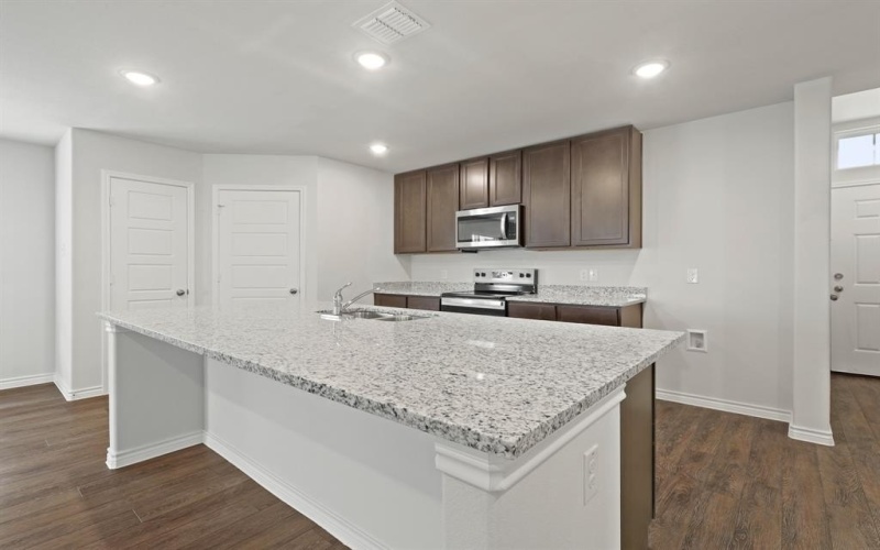 2413 Dahlia Drive, Fort Worth, TX 76123, 3 Habitaciones Habitaciones , ,2 BañosBaños,Residential,En Venta,2413 Dahlia Drive,21007131