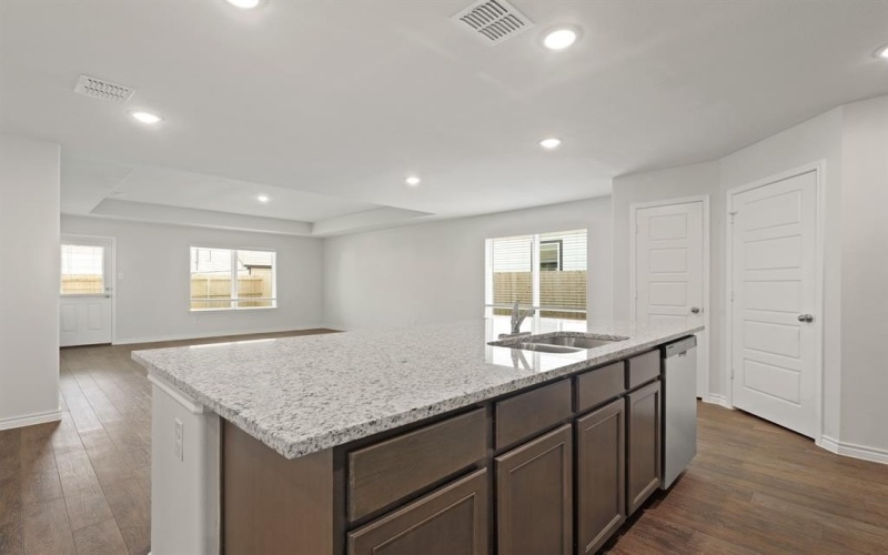 2413 Dahlia Drive, Fort Worth, TX 76123, 3 Habitaciones Habitaciones , ,2 BañosBaños,Residential,En Venta,2413 Dahlia Drive,21007131