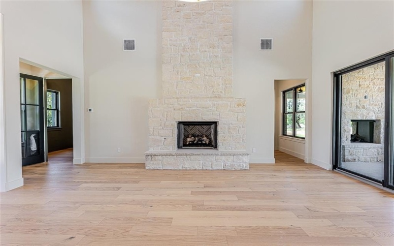 362 Tiara Trail, Fort Worth, TX 76108, 4 Habitaciones Habitaciones , ,5 BañosBaños,Residential,En Venta,362 Tiara Trail,21007133