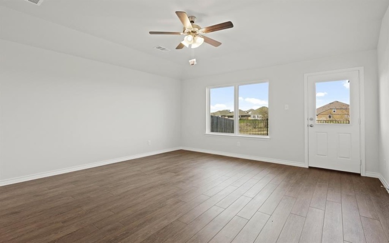 5036 Cervinae Road, Fort Worth, TX 76036, 4 Habitaciones Habitaciones , ,3 BañosBaños,Residential,En Venta,5036 Cervinae Road,21007169
