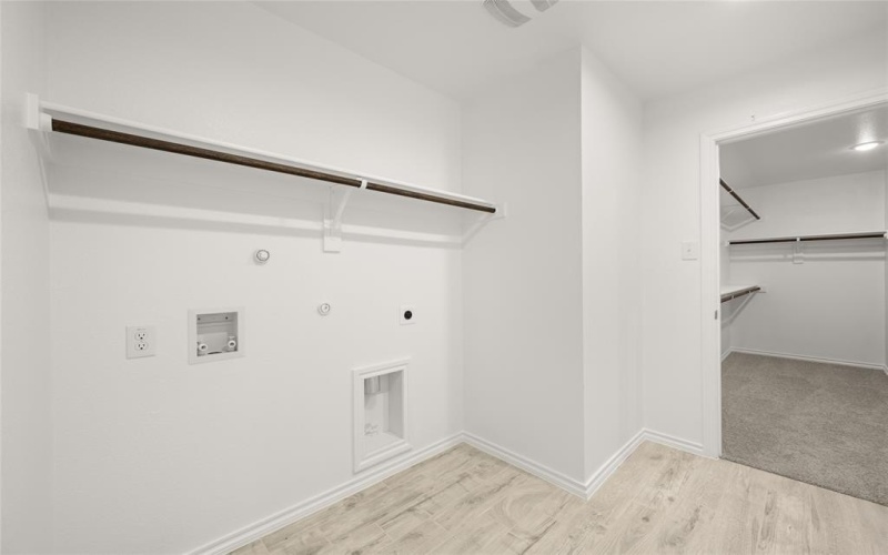 2631 Streamside, Burleson, TX 76028, 4 Bedrooms Bedrooms, ,3 BathroomsBathrooms,Residential,For Sale,2631 Streamside,0,21007260