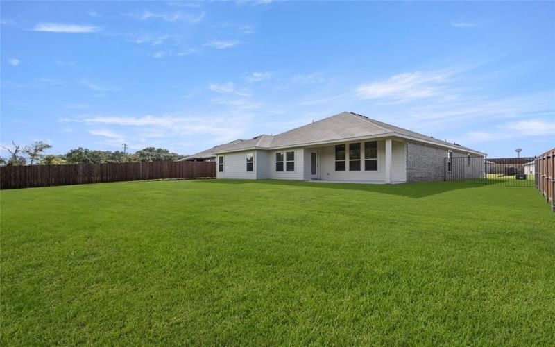 2631 Streamside, Burleson, TX 76028, 4 Bedrooms Bedrooms, ,3 BathroomsBathrooms,Residential,For Sale,2631 Streamside,0,21007260