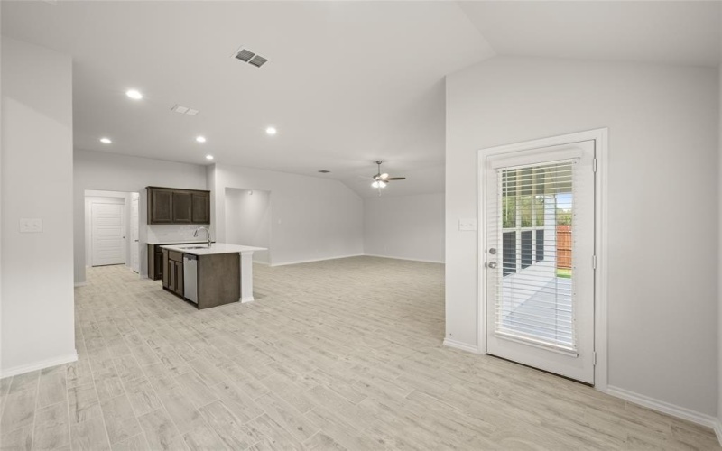 2631 Streamside, Burleson, TX 76028, 4 Bedrooms Bedrooms, ,3 BathroomsBathrooms,Residential,For Sale,2631 Streamside,0,21007260