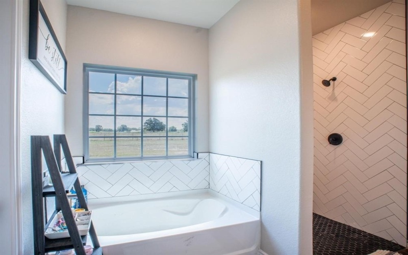 736 FM-1953, Groesbeck, TX 76642, 5 Habitaciones Habitaciones , ,3 BañosBaños,Residential,En Venta,736 FM-1953,21007262