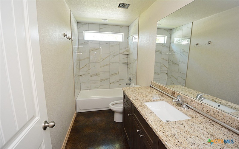 641 Turkey Canyon Drive, Spring Branch, TX 78070, 3 Habitaciones Habitaciones , ,2 BañosBaños,Residential,En Venta,641 Turkey Canyon Drive,549636