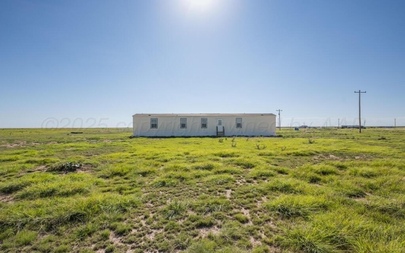 5680 ABERT Street, Channing, TX 79018, 3 Habitaciones Habitaciones , ,2 BañosBaños,Residential,En Venta,5680 ABERT Street,25-6506